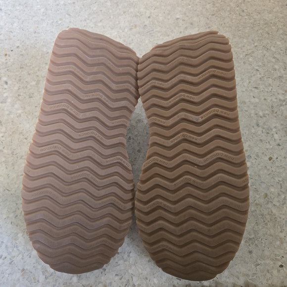 New Balance 237 - Picture 13 of 15